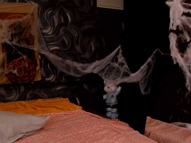 LillieBerry live cam on BongaCams