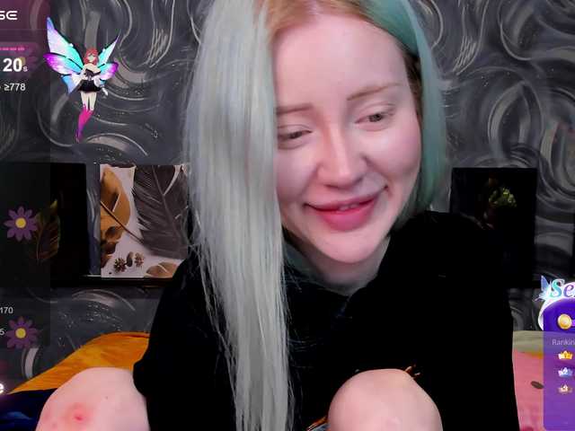LillieBerry live cam on BongaCams