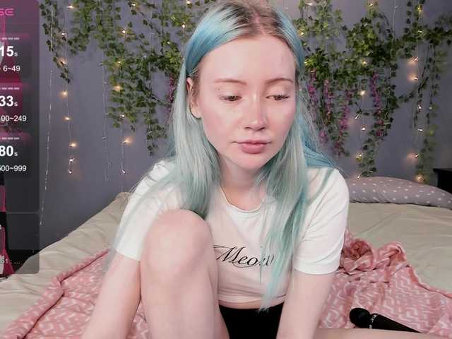LillieBerry live cam on BongaCams