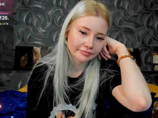 LillieBerry live cam on BongaCams