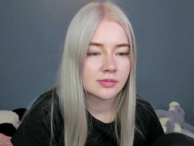 LillieBerry live cam on BongaCams