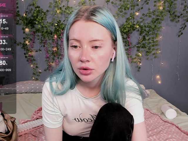 LillieBerry live cam on BongaCams
