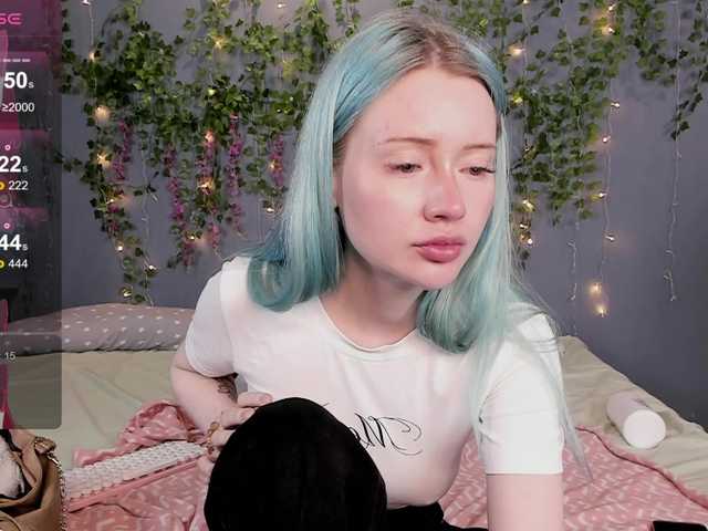 LillieBerry live cam on BongaCams
