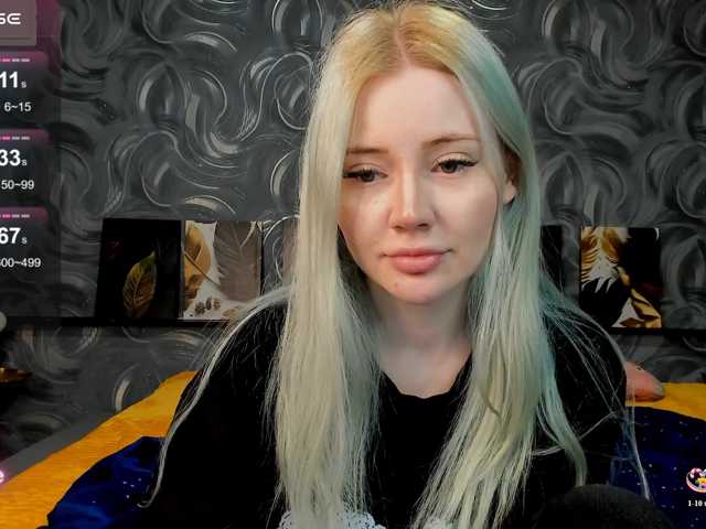 LillieBerry live cam on BongaCams