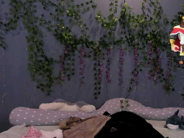 LillieBerry live cam on BongaCams