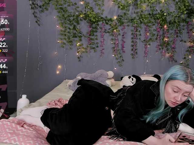 LillieBerry live cam on BongaCams