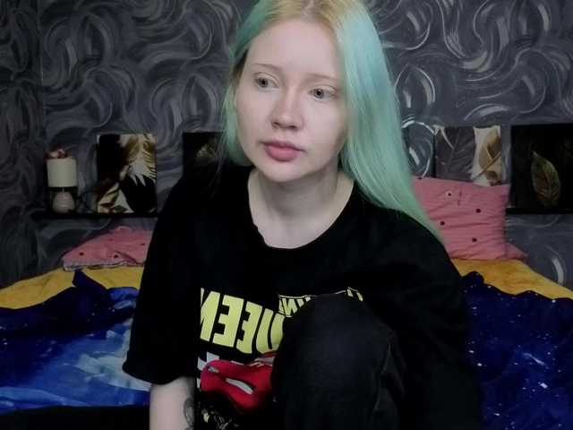 LillieBerry live cam on BongaCams