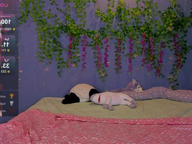 LillieBerry live cam on BongaCams