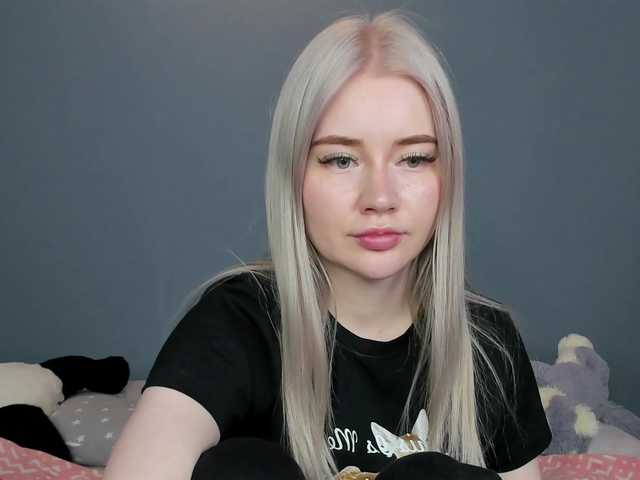 LillieBerry live cam on BongaCams