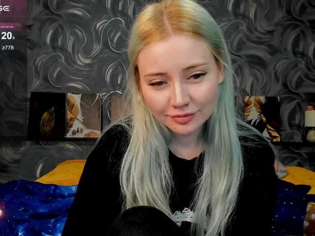 LillieBerry live cam on BongaCams