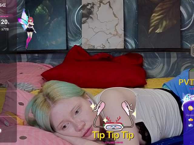 LillieBerry live cam on BongaCams