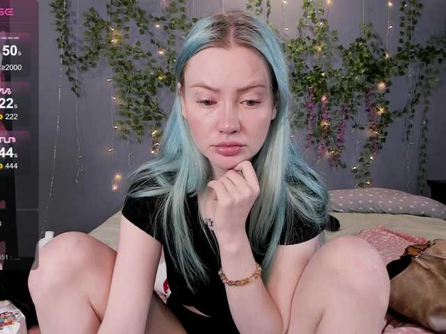LillieBerry live cam on BongaCams