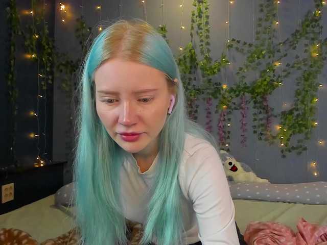 LillieBerry live cam
