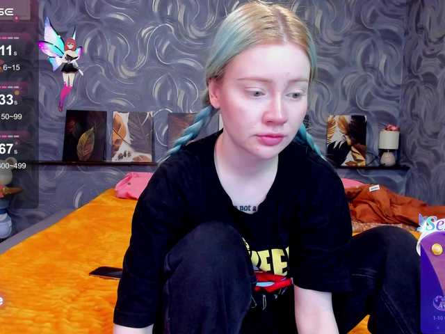 LillieBerry live cam on BongaCams