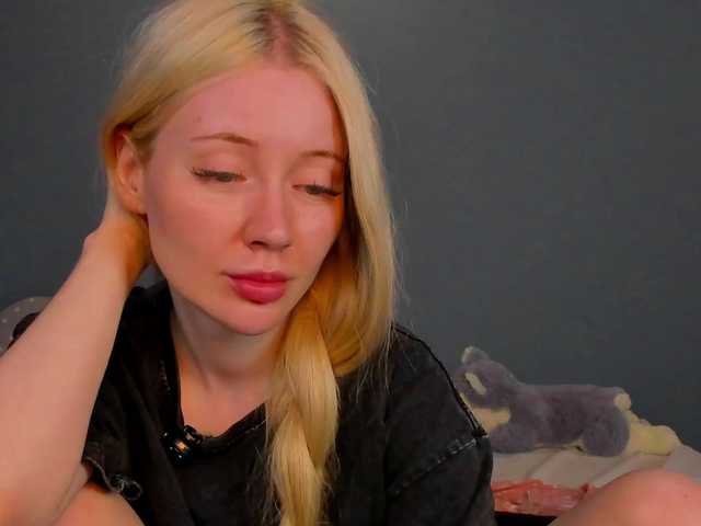 LillieBerry live cam on BongaCams