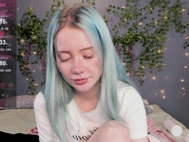 LillieBerry live cam on BongaCams