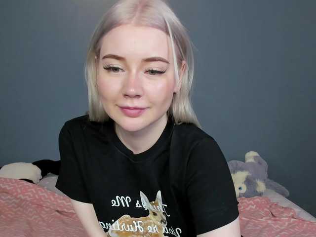 LillieBerry live cam on BongaCams