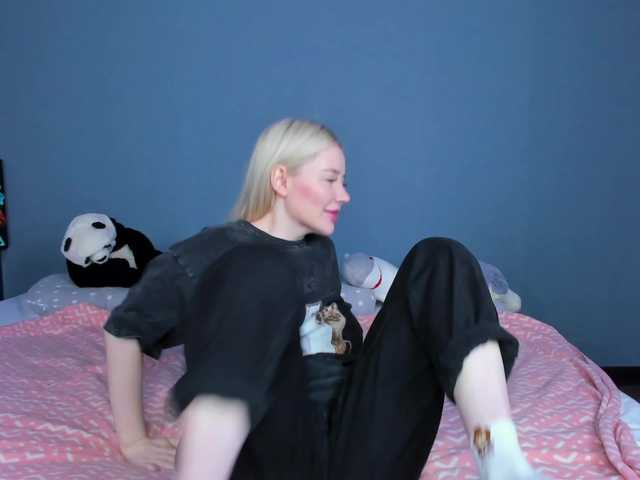 LillieBerry live cam on BongaCams
