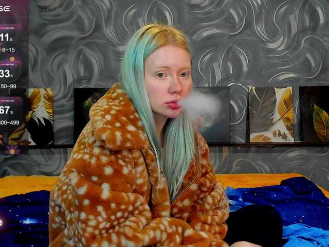 LillieBerry live cam on BongaCams