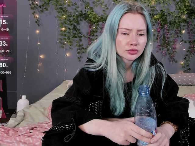 LillieBerry live cam on BongaCams