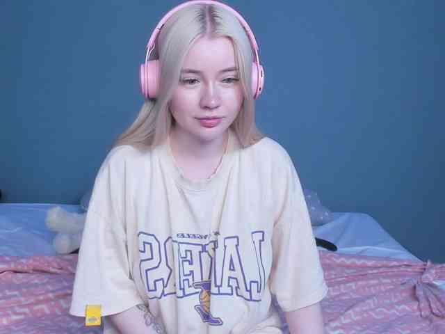 LillieBerry webcam