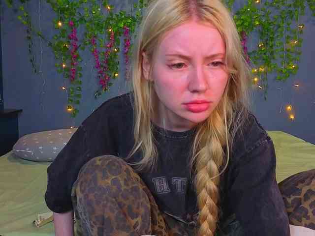 LillieBerry webcam