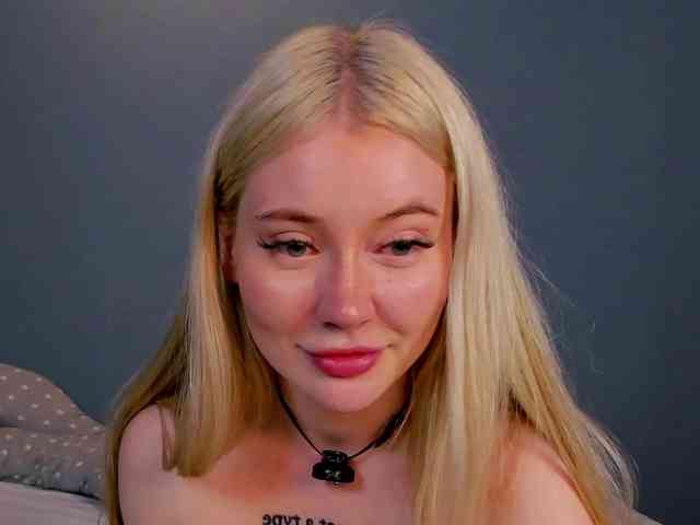 LillieBerry webcam