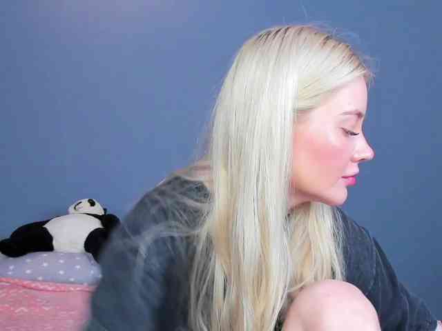 LillieBerry webcam