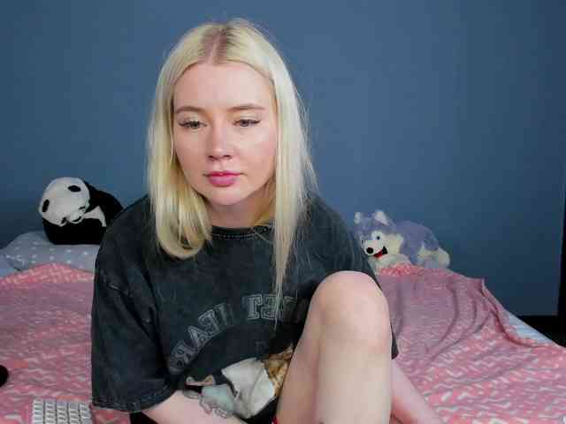 LillieBerry webcam