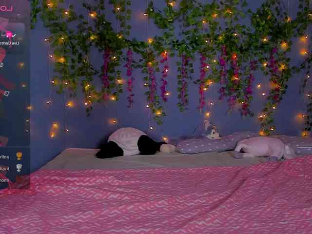 LillieBerry webcam