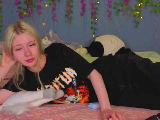 LillieBerry webcam