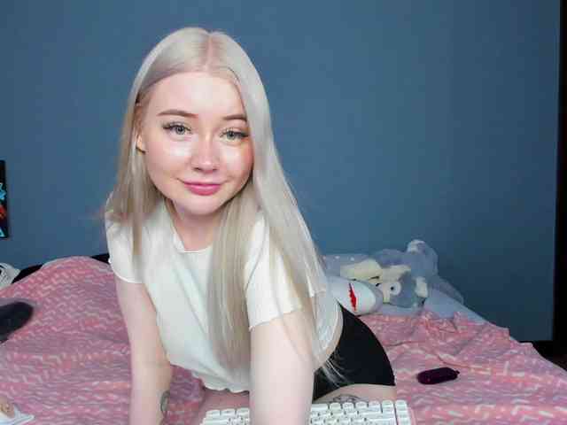LillieBerry webcam