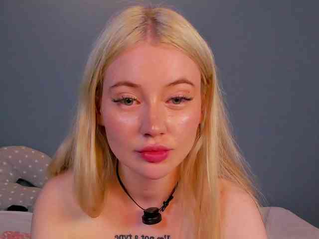 LillieBerry webcam