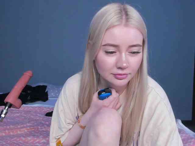 LillieBerry webcam