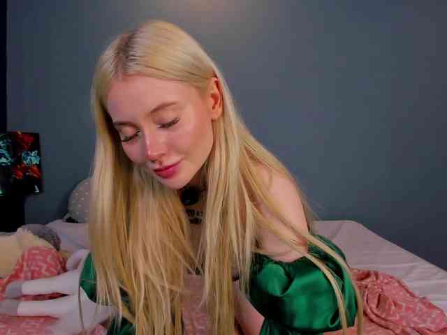 LillieBerry webcam
