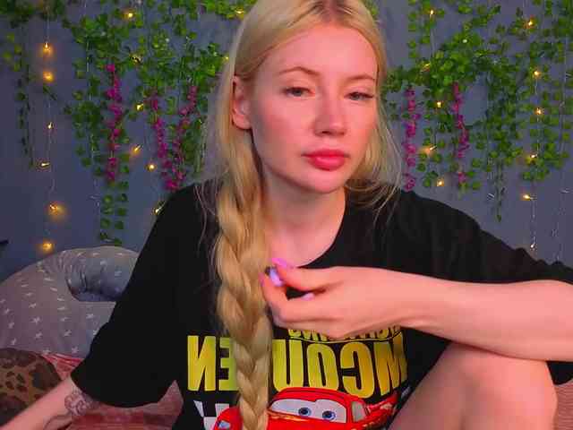 LillieBerry webcam