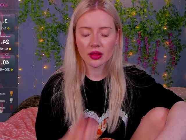 LillieBerry LillieBerry