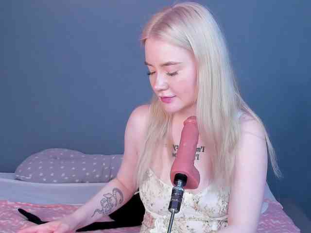 LillieBerry webcam