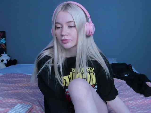 LillieBerry webcam