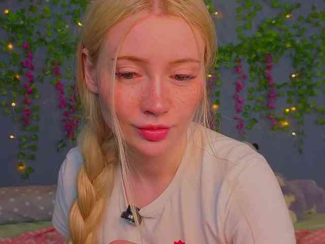 LillieBerry webcam