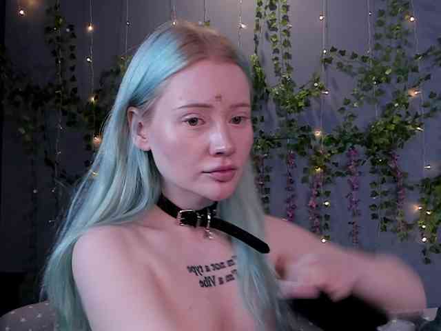 LillieBerry webcam