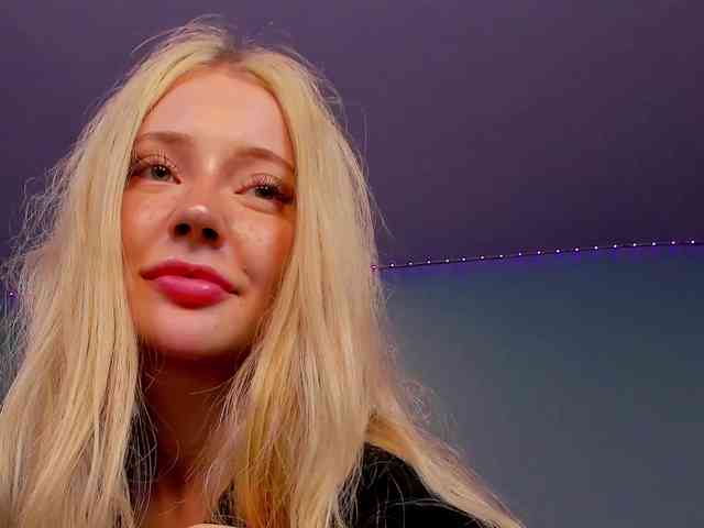 LillieBerry webcam