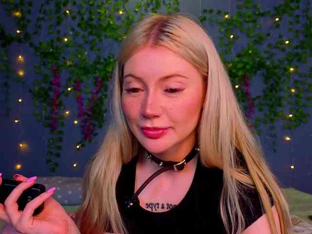 LillieBerry webcam