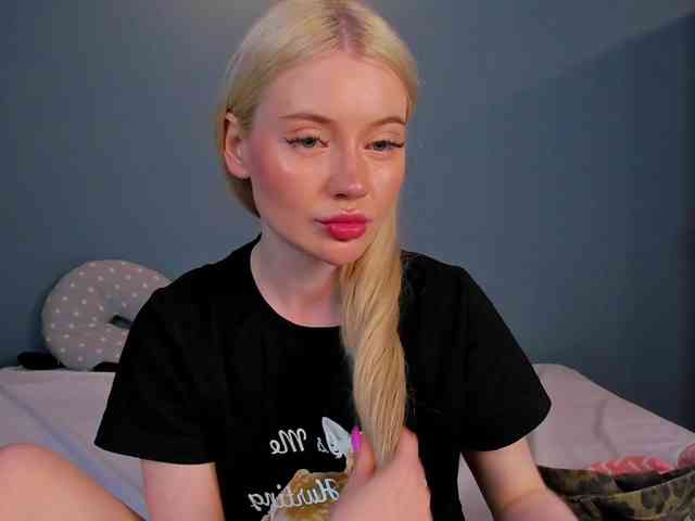 LillieBerry webcam