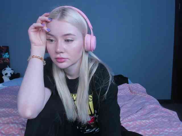 LillieBerry webcam