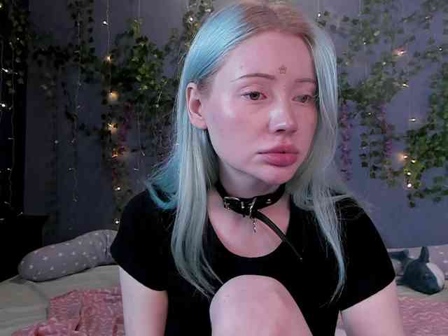 LillieBerry webcam