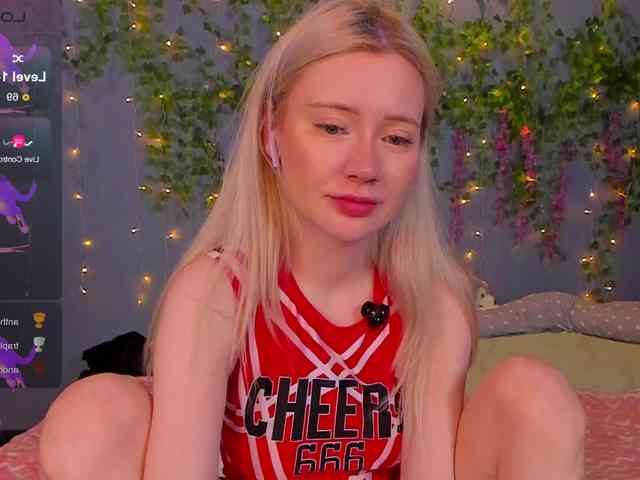 LillieBerry webcam