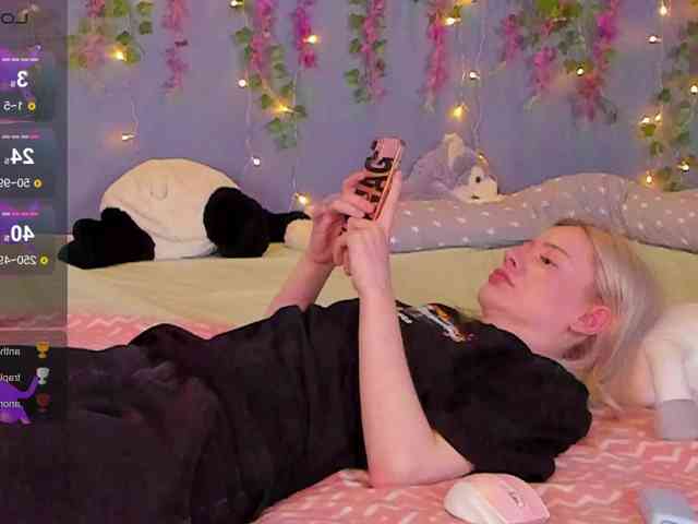 LillieBerry webcam