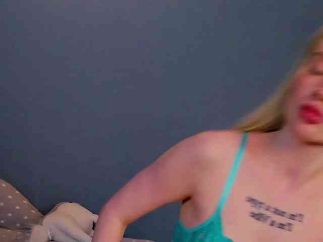 LillieBerry webcam