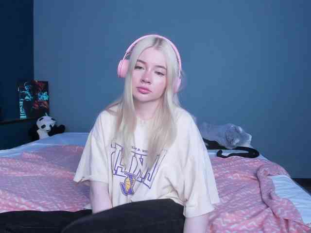 LillieBerry webcam